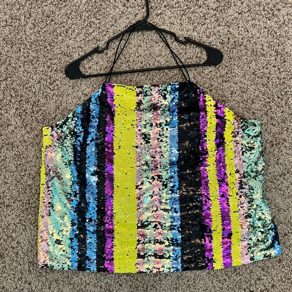 Sequin halter top - Picture 3 of 6